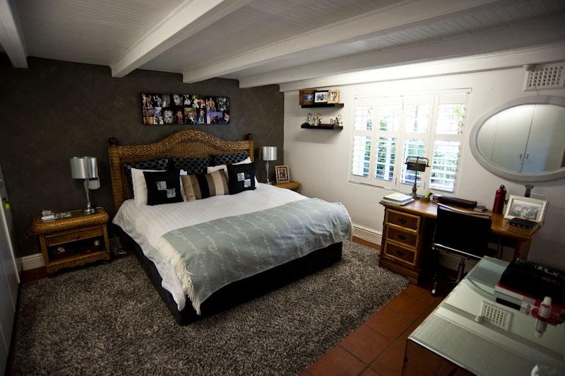 Photo 10 of Quebec Villa accommodation in Camps Bay, Cape Town with 4 bedrooms and 3 bathrooms