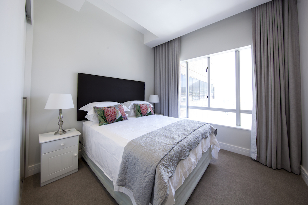 Photo 8 of Radisson 1516 accommodation in City Centre, Cape Town with 2 bedrooms and 2 bathrooms