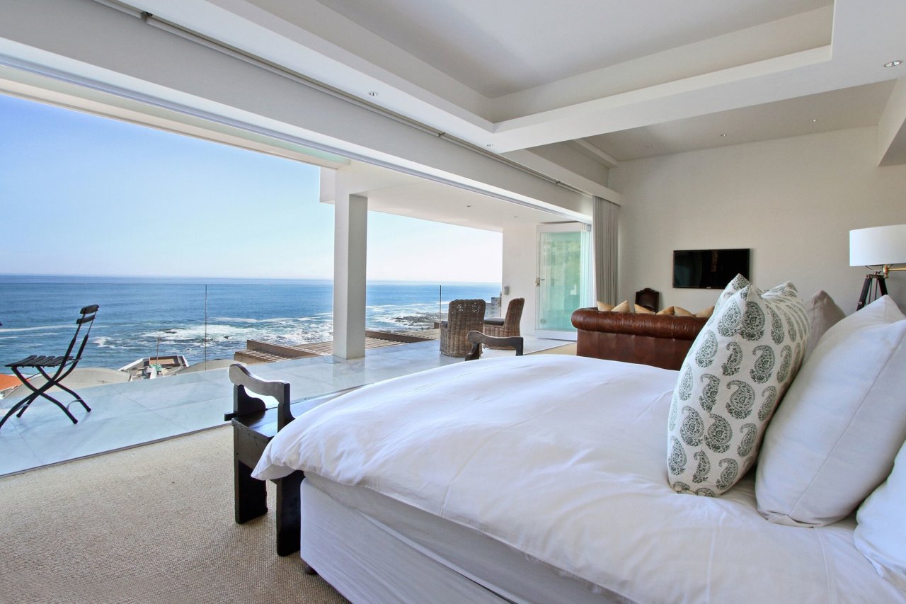 Photo 14 of Ravine Terraces accommodation in Bantry Bay, Cape Town with 4 bedrooms and 4 bathrooms