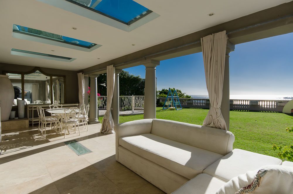 Photo 3 of Ravine Villa accommodation in Bantry Bay, Cape Town with 5 bedrooms and 5 bathrooms