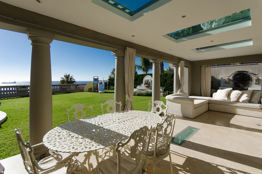 Photo 4 of Ravine Villa accommodation in Bantry Bay, Cape Town with 5 bedrooms and 5 bathrooms