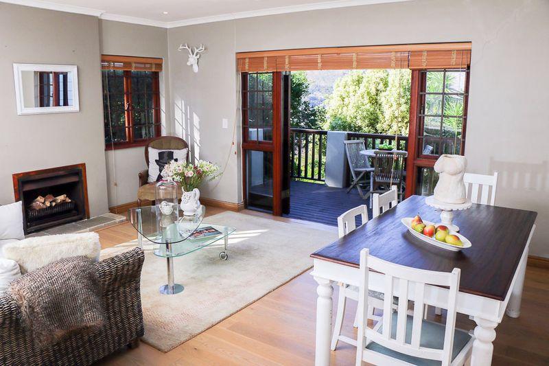 Photo 3 of Ruyteplaats Lodge accommodation in Hout Bay, Cape Town with 2 bedrooms and  bathrooms