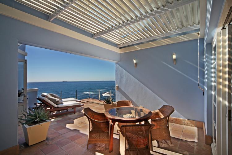 Photo 21 of San Michele accommodation in Bantry Bay, Cape Town with 3 bedrooms and 2 bathrooms