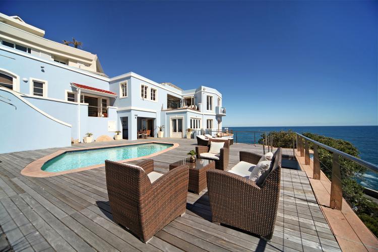 Photo 26 of San Michele accommodation in Bantry Bay, Cape Town with 3 bedrooms and 2 bathrooms