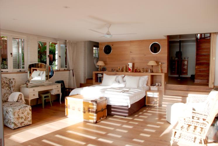 Photo 10 of Sea Foam Bungalow accommodation in Bakoven, Cape Town with 3 bedrooms and 3 bathrooms