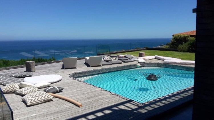 Photo 6 of Sea La Vie accommodation in Llandudno, Cape Town with 5 bedrooms and 5 bathrooms