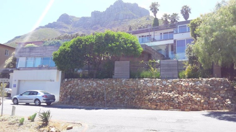 Photo 7 of Sea La Vie accommodation in Llandudno, Cape Town with 5 bedrooms and 5 bathrooms