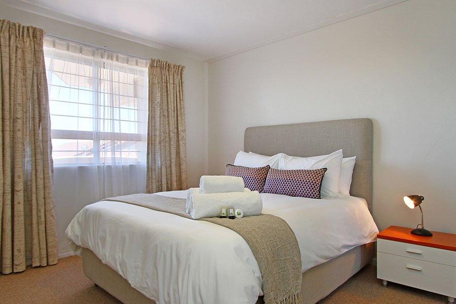 Photo 21 of Sea Spray Apartment accommodation in Bloubergstrand, Cape Town with 1 bedrooms and 1 bathrooms