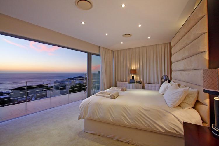 Photo 5 of Sea View accommodation in Camps Bay, Cape Town with 4 bedrooms and 3 bathrooms