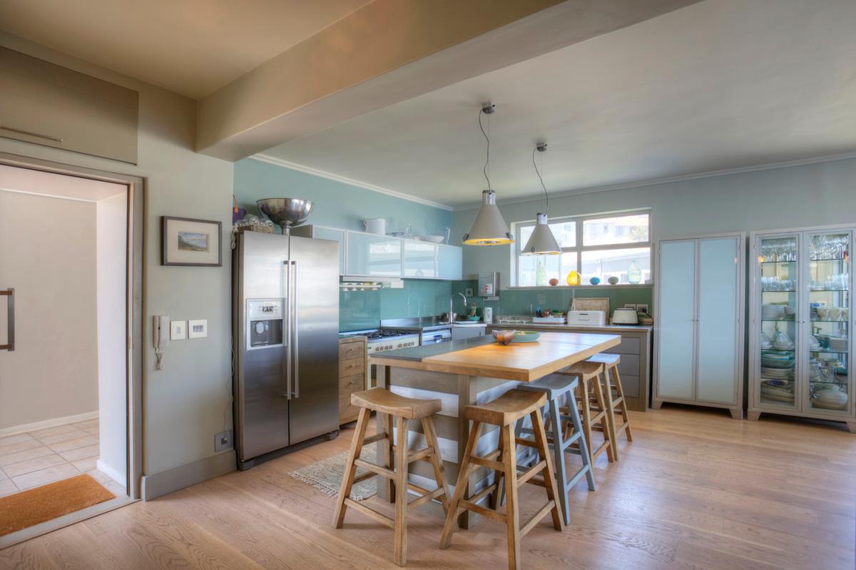 Photo 19 of Seacliffe 204 accommodation in Bantry Bay, Cape Town with 3 bedrooms and 3 bathrooms