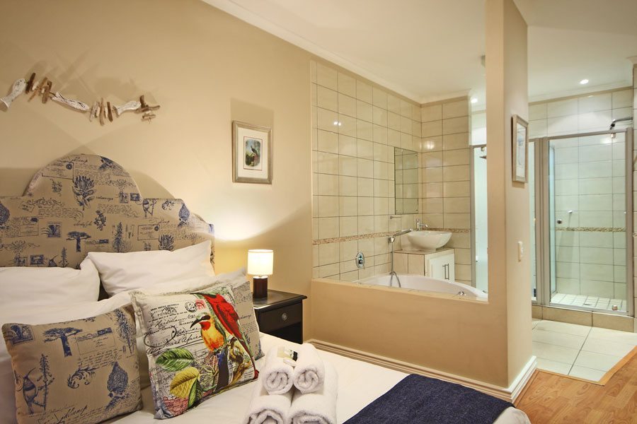 Photo 11 of Seaside Village A15 accommodation in Bloubergstrand, Cape Town with 3 bedrooms and 2 bathrooms