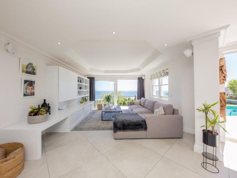 Photo 3 of Secret Tranquility accommodation in Fresnaye, Cape Town with 4 bedrooms and 4 bathrooms