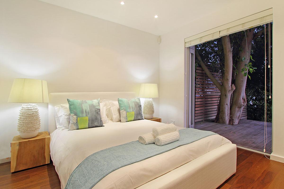 Photo 7 of Sedgemoor Views Villa accommodation in Camps Bay, Cape Town with 5 bedrooms and 5 bathrooms