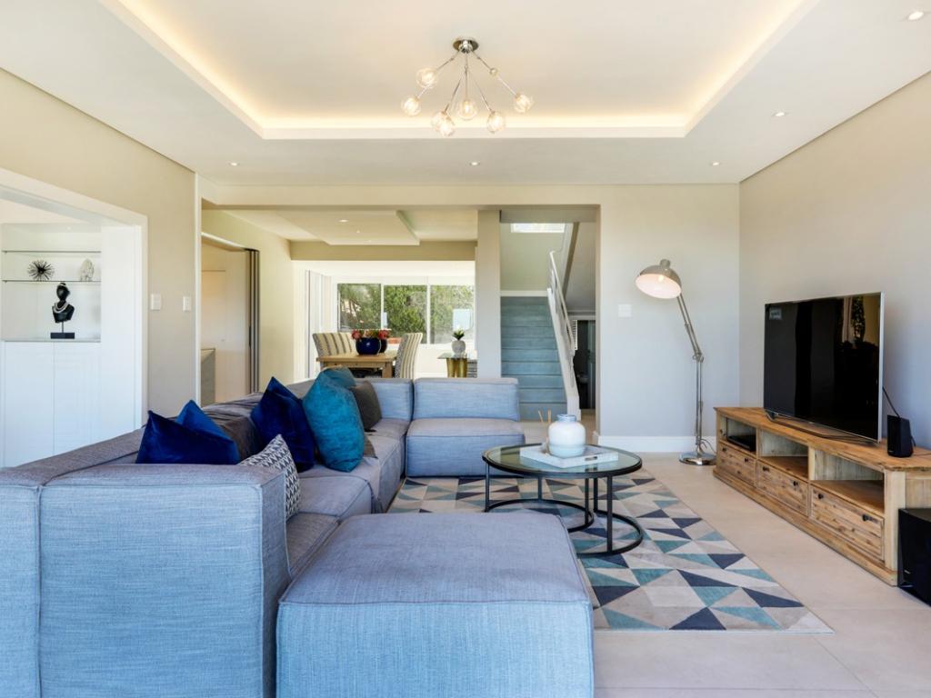 Photo 9 of Serein accommodation in Camps Bay, Cape Town with 5 bedrooms and 5 bathrooms