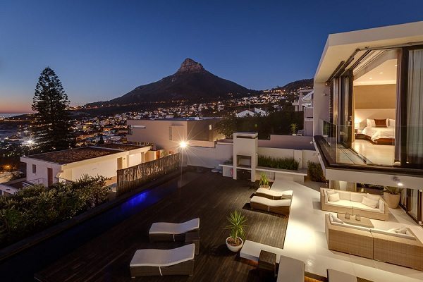 Photo 10 of Serenity accommodation in Camps Bay, Cape Town with 6 bedrooms and 6 bathrooms