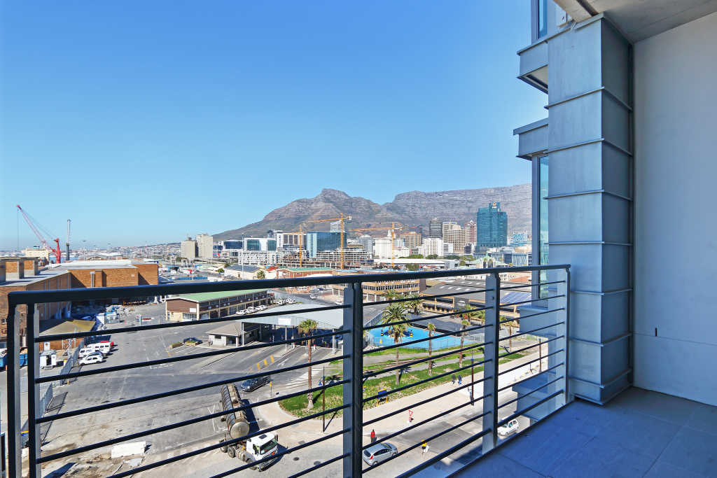 Photo 1 of Silo Luxury Suites accommodation in V&A Waterfront, Cape Town with 2 bedrooms and 2 bathrooms