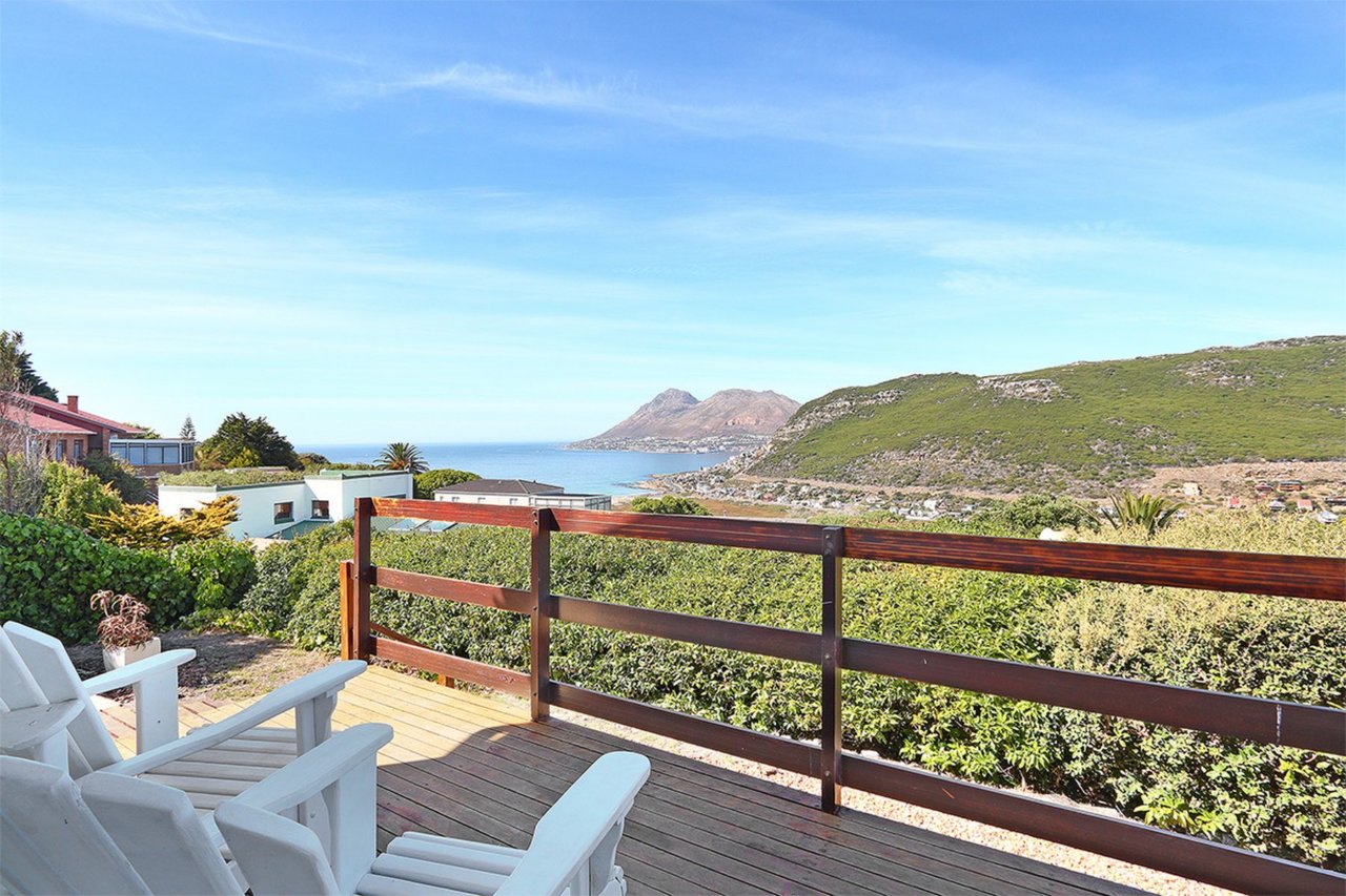 Photo 28 of Simonstown Views accommodation in Simons Town, Cape Town with 4 bedrooms and 3 bathrooms