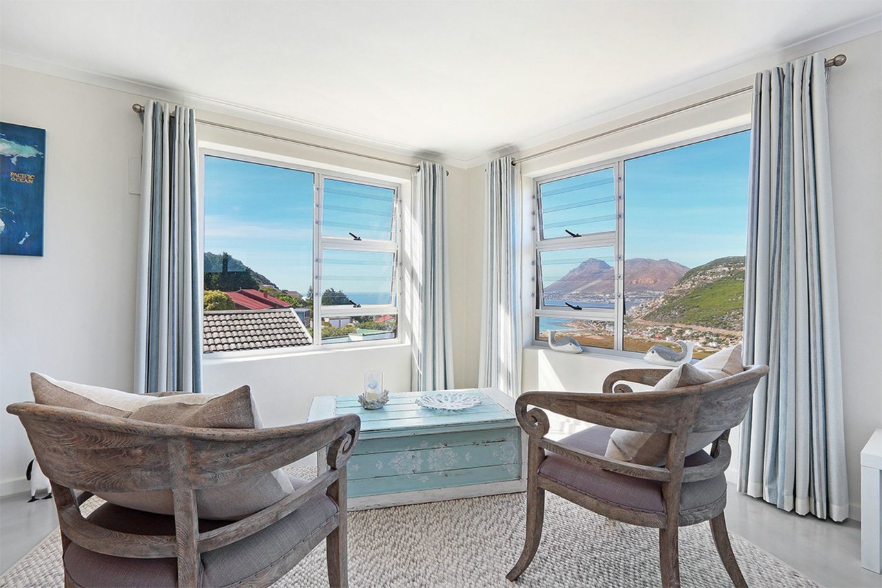 Photo 34 of Simonstown Views accommodation in Simons Town, Cape Town with 4 bedrooms and 3 bathrooms