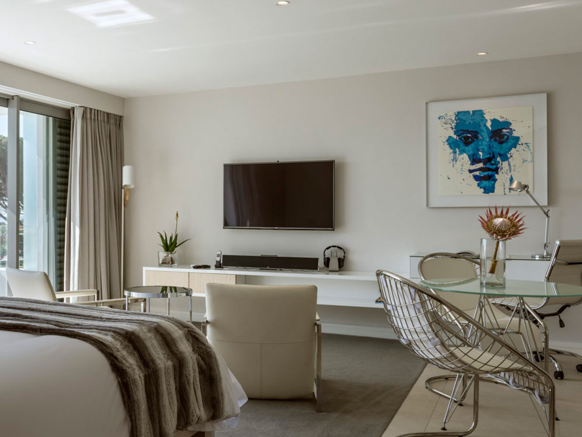 Photo 3 of South Beach Apartments – Classic Suite accommodation in Camps Bay, Cape Town with 1 bedrooms and 1 bathrooms
