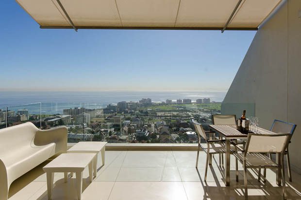 Photo 15 of Springbok Views accommodation in Green Point, Cape Town with 3 bedrooms and 3 bathrooms