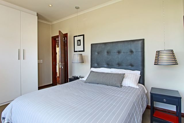 Photo 12 of St. Johns accommodation in Higgovale, Cape Town with 3 bedrooms and 3 bathrooms