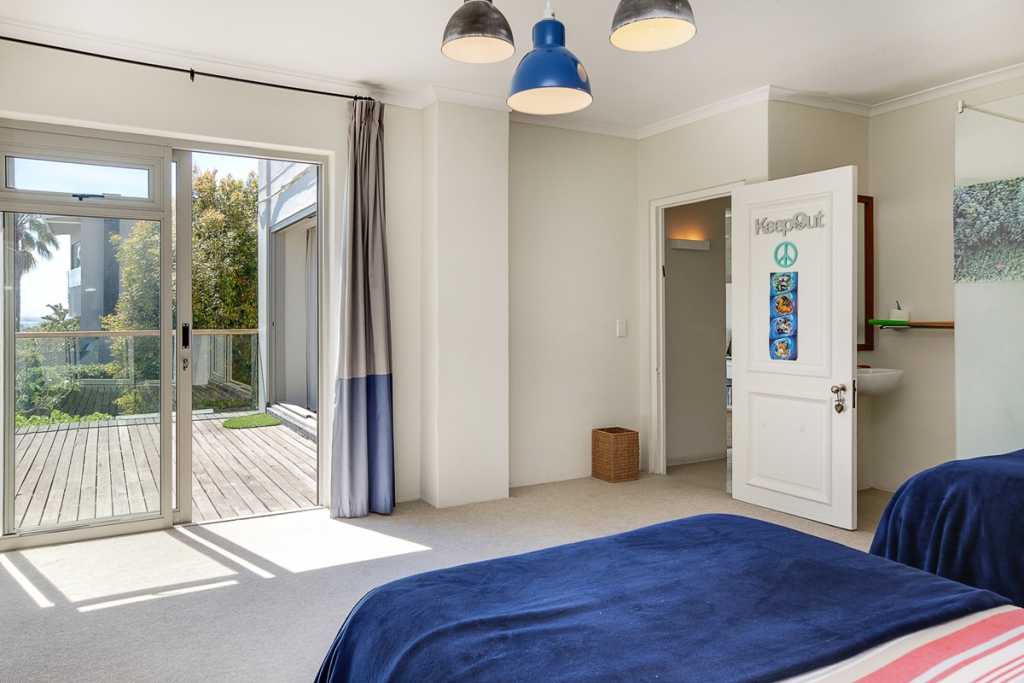 Photo 18 of St Patricks Villa accommodation in Fresnaye, Cape Town with 3 bedrooms and 3 bathrooms