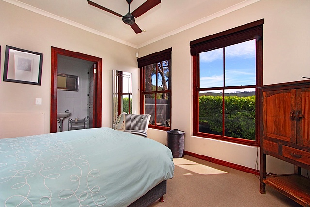 Photo 21 of St Thomas Villa accommodation in Higgovale, Cape Town with 4 bedrooms and 4 bathrooms