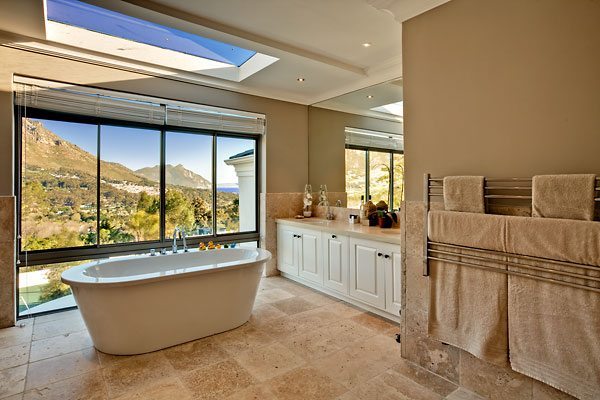 Photo 13 of Stirrup Lane Villa accommodation in Hout Bay, Cape Town with 6 bedrooms and 5 bathrooms