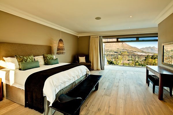 Photo 10 of Stirrup Lane Villa accommodation in Hout Bay, Cape Town with 6 bedrooms and 5 bathrooms