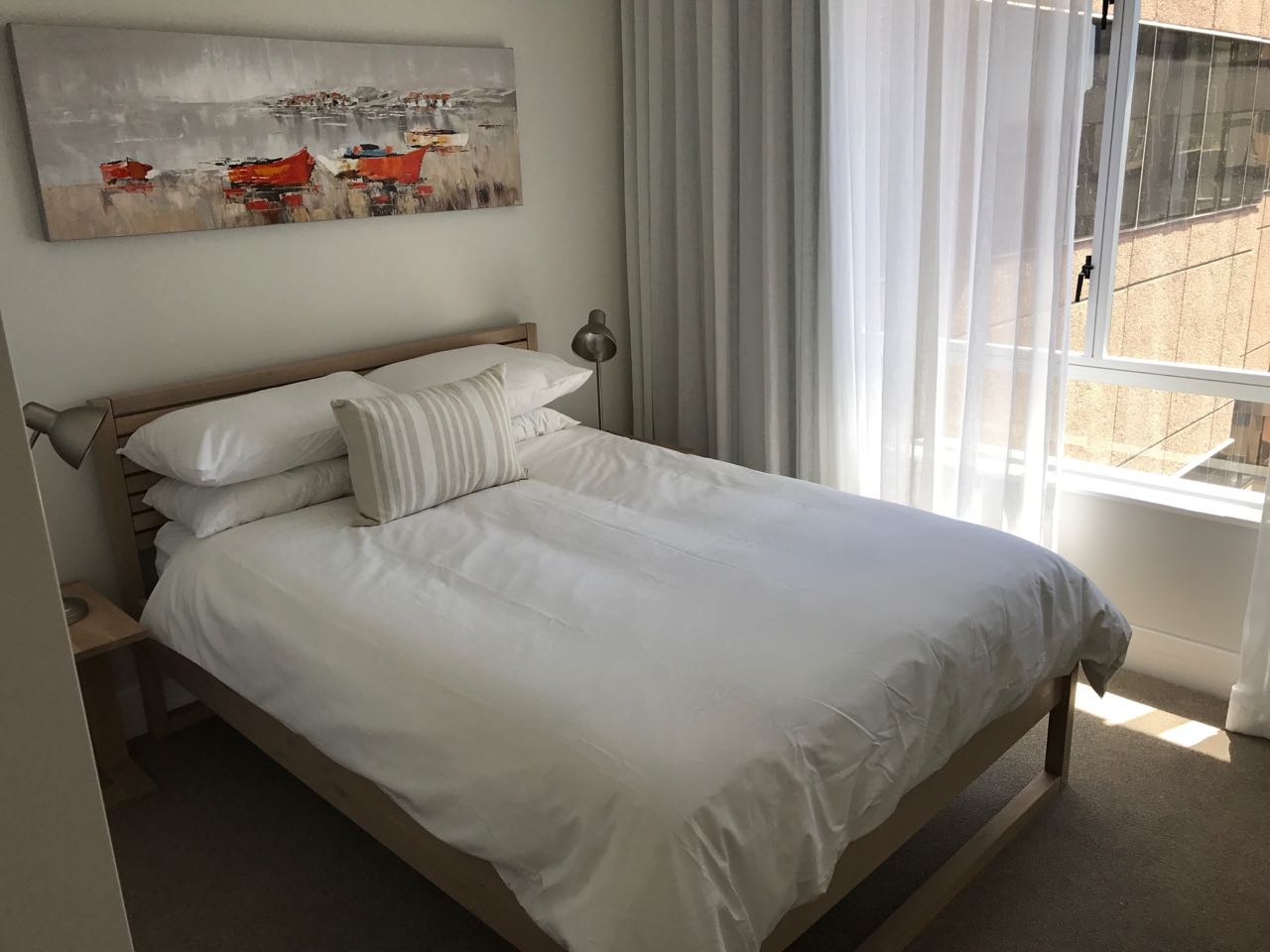 Photo 7 of Stonehill Place accommodation in City Centre, Cape Town with 2 bedrooms and 2 bathrooms