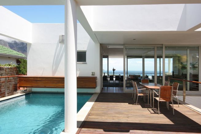 Photo 11 of Strathmore Four accommodation in Camps Bay, Cape Town with 4 bedrooms and 2 bathrooms