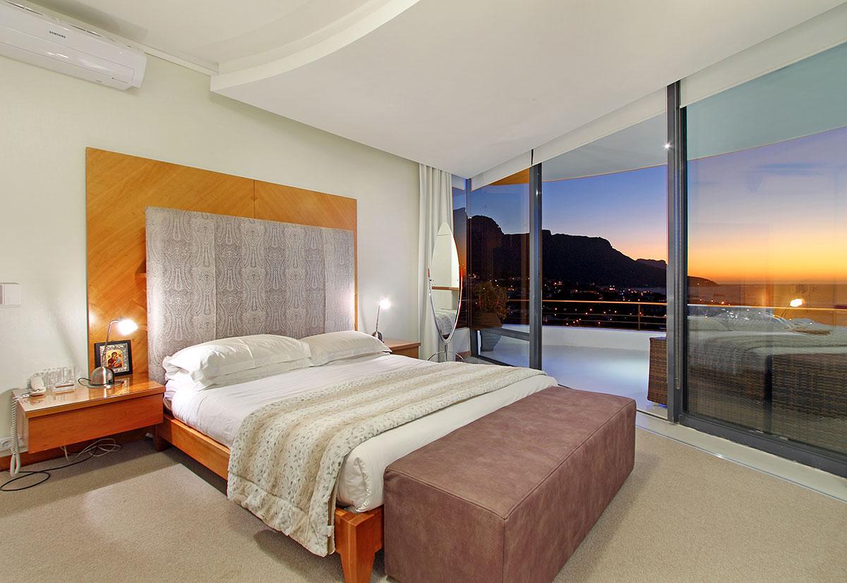 Photo 14 of Strathmore Villa accommodation in Camps Bay, Cape Town with 3 bedrooms and 3 bathrooms