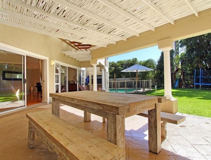 Photo 17 of Sunset Beach Cowrie Villa accommodation in Sunset Beach, Cape Town with 5 bedrooms and 5.5 bathrooms