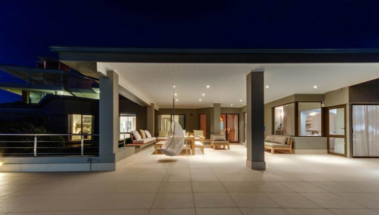 Photo 16 of Sunset Paradise 3 Bed accommodation in Llandudno, Cape Town with 3 bedrooms and 2.5 bathrooms