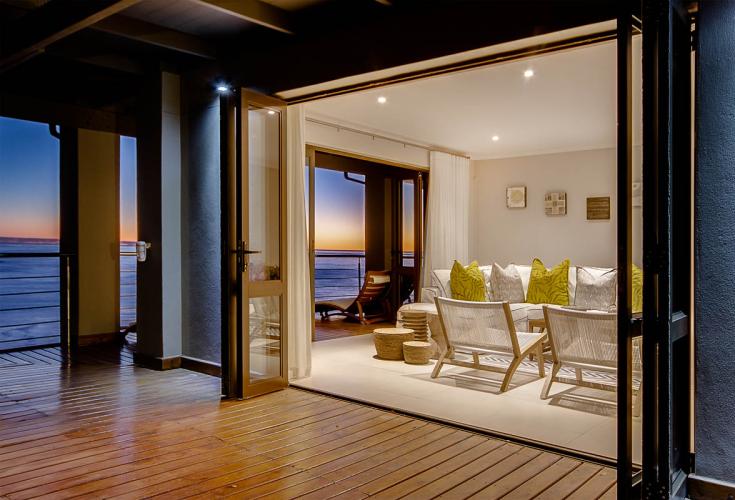 Photo 11 of Sunset Paradise accommodation in Llandudno, Cape Town with 5 bedrooms and 4.5 bathrooms
