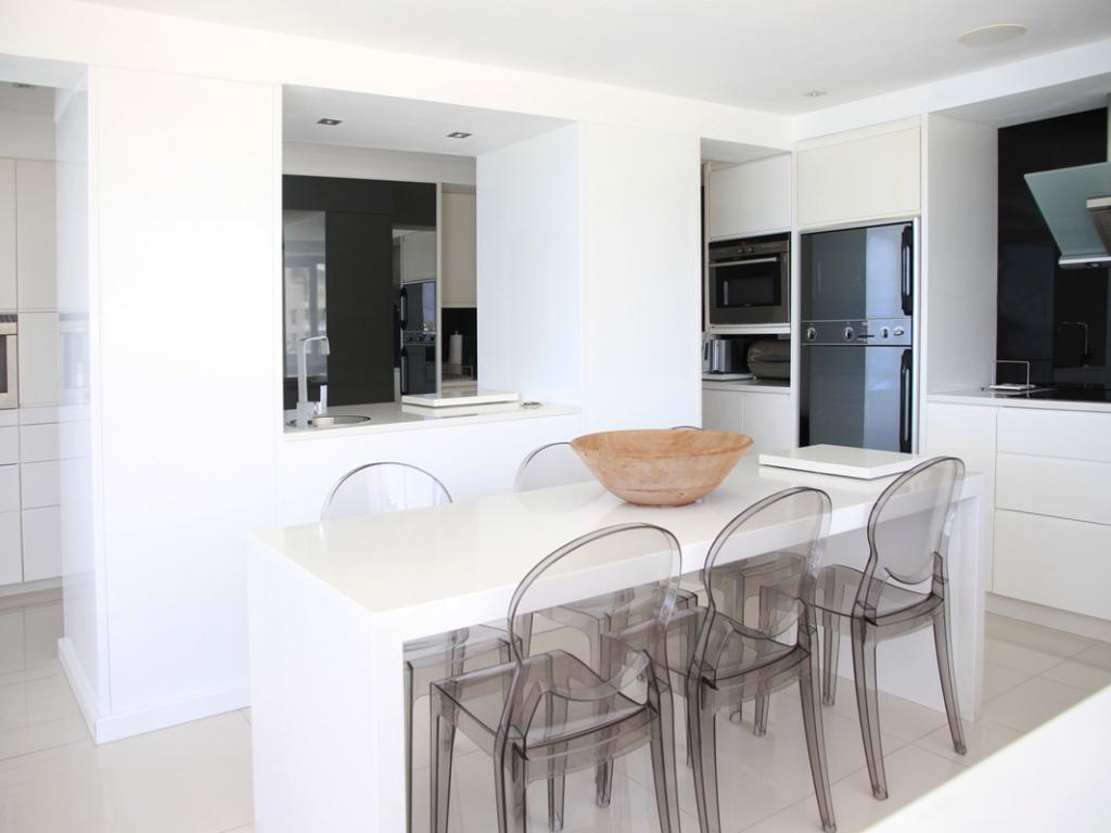 Photo 11 of The Aria accommodation in Clifton, Cape Town with 3 bedrooms and 2 bathrooms