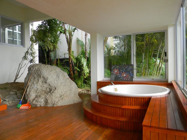 Photo 9 of The Bantry Bay View accommodation in Bantry Bay, Cape Town with 3 bedrooms and 3.5 bathrooms