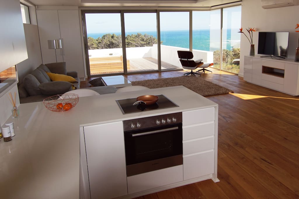 Photo 6 of The Baules Penthouse accommodation in Camps Bay, Cape Town with 1 bedrooms and 1 bathrooms