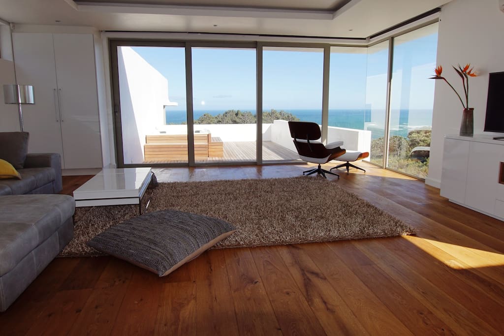 Photo 1 of The Baules Penthouse accommodation in Camps Bay, Cape Town with 1 bedrooms and 1 bathrooms