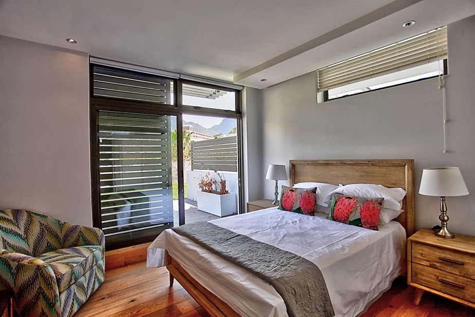 Photo 5 of The Chelsea 501 accommodation in Green Point, Cape Town with 3 bedrooms and 3 bathrooms