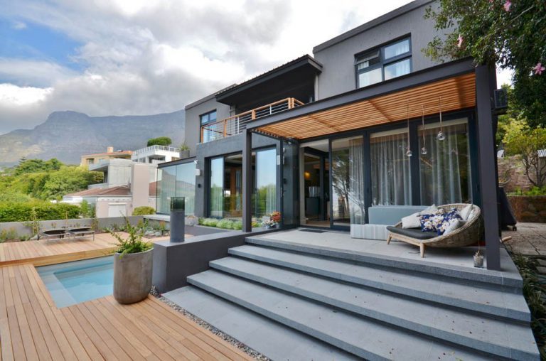 Photo 25 of The Glen Villa accommodation in Higgovale, Cape Town with 4 bedrooms and 4.5 bathrooms
