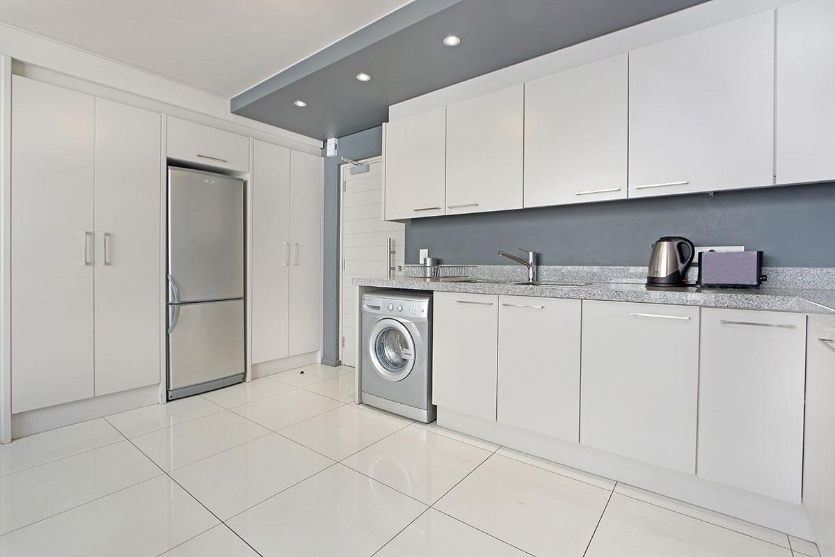 Photo 5 of The Legacy 403 accommodation in Green Point, Cape Town with 1 bedrooms and 1 bathrooms