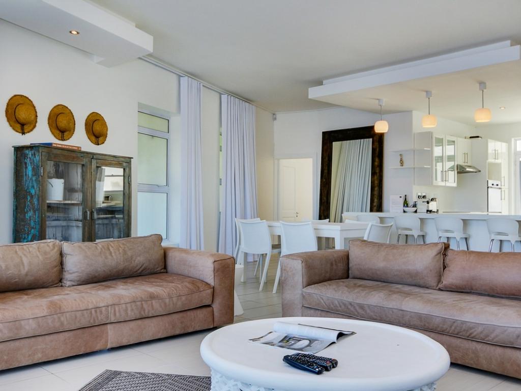 Photo 3 of The Nelson accommodation in Camps Bay, Cape Town with 3 bedrooms and 3 bathrooms