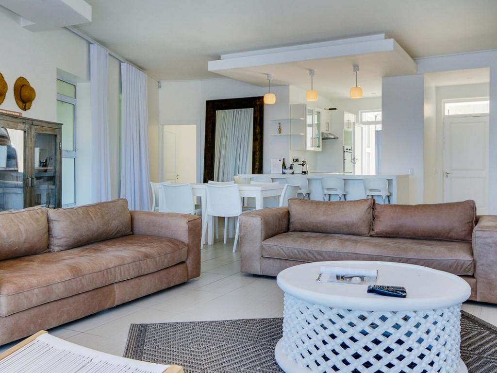 Photo 12 of The Nelson accommodation in Camps Bay, Cape Town with 3 bedrooms and 3 bathrooms