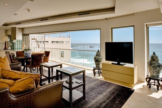 Photo 2 of The Pied d’ terre Victoria accommodation in Clifton, Cape Town with 1 bedrooms and 1 bathrooms
