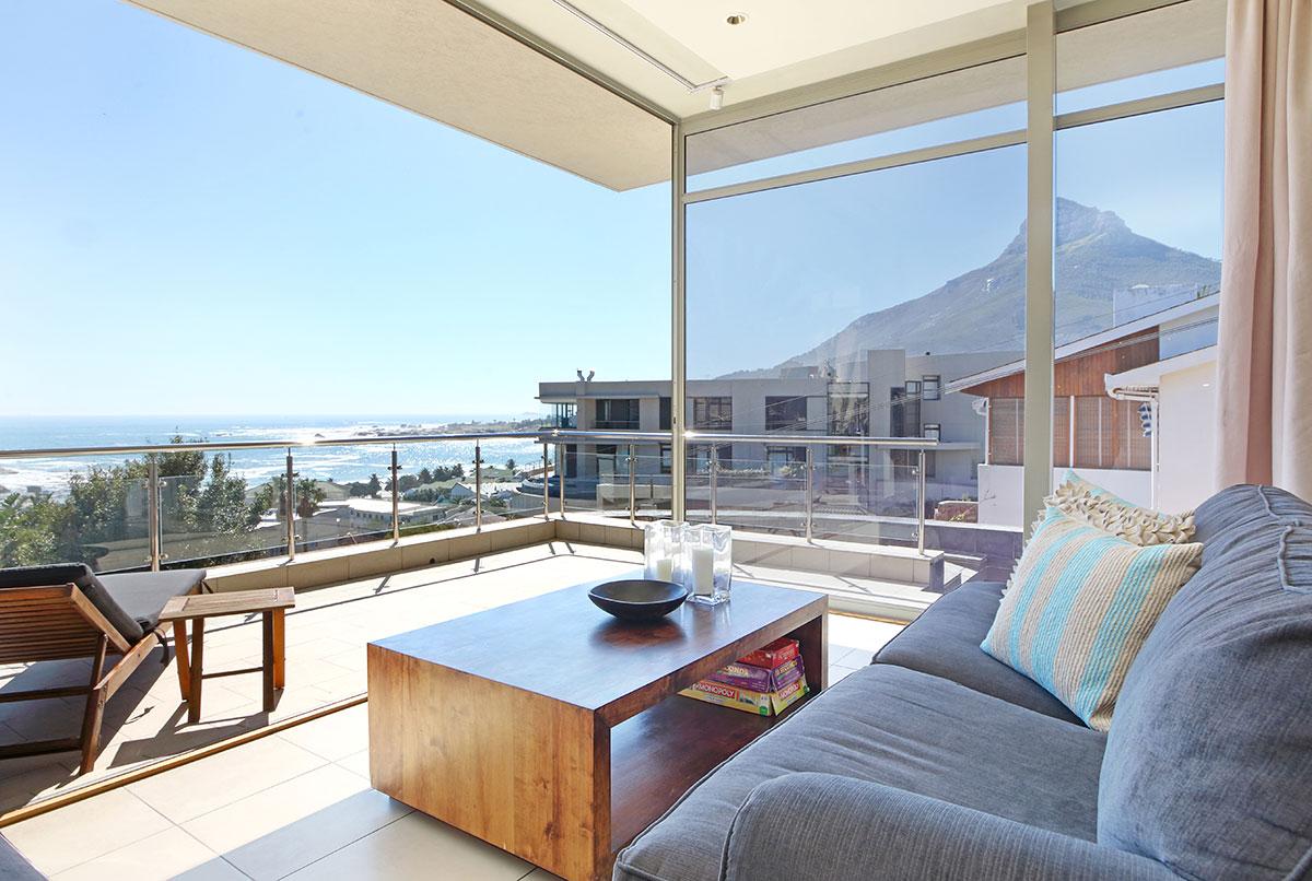 Photo 10 of The Rocks accommodation in Camps Bay, Cape Town with 4 bedrooms and 3.5 bathrooms