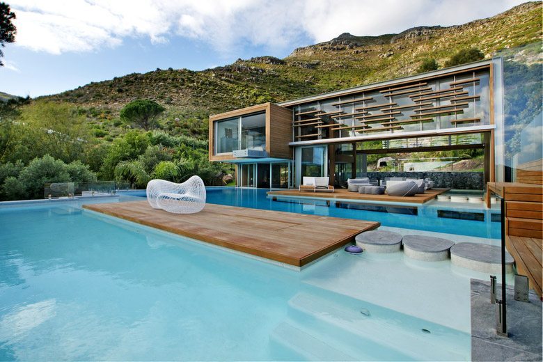 Photo 4 of Hout Bay Luxe accommodation in Hout Bay, Cape Town with 3 bedrooms and 3 bathrooms