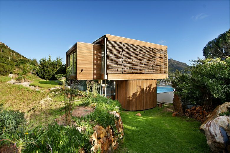 Photo 2 of Hout Bay Luxe accommodation in Hout Bay, Cape Town with 3 bedrooms and 3 bathrooms