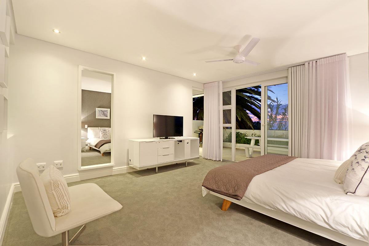 Photo 6 of Tides Villa accommodation in Camps Bay, Cape Town with 4 bedrooms and 3 bathrooms