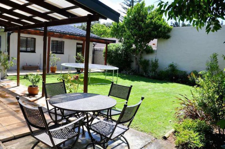 Photo 1 of Tokai Villa accommodation in Tokai, Cape Town with 4 bedrooms and 4 bathrooms